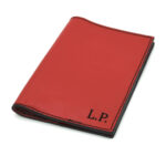 husa pasaport piele rosie personalizata text