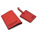 husa pasaport piele rosie personalizata text si tag bagaj1