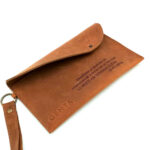 cadou fete femei plic de dama vintage personalizat piele maro